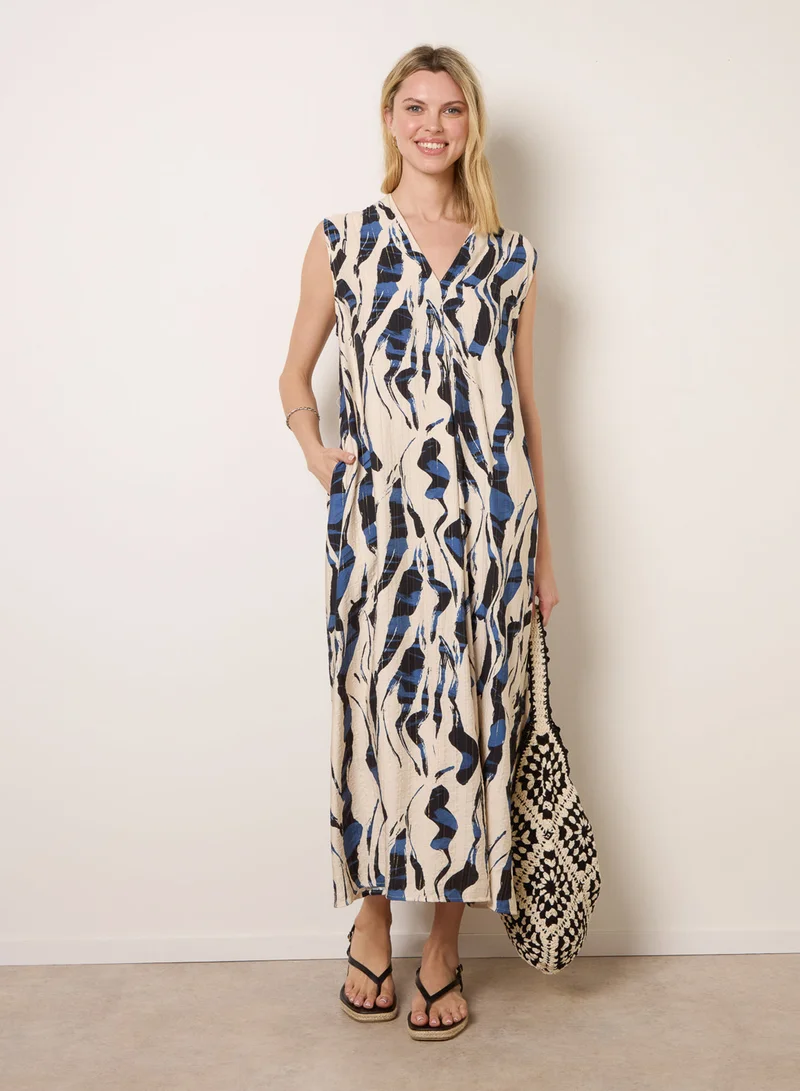 بلو فانيلا Metallic Abstract Printed Collarless V Neck Dress